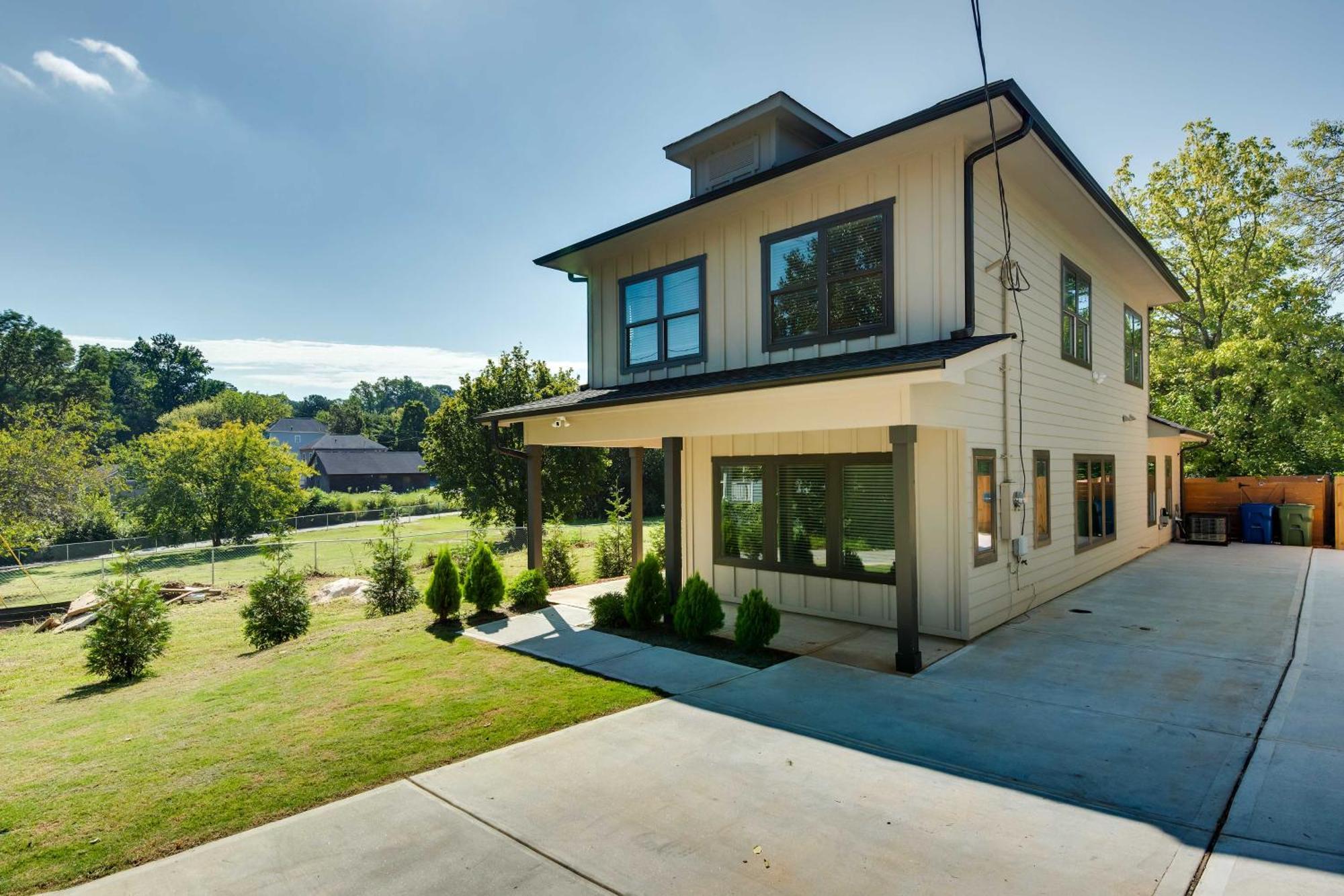 Luxury Smart Home 2 Miles To Downtown Atlanta! ภายนอก รูปภาพ